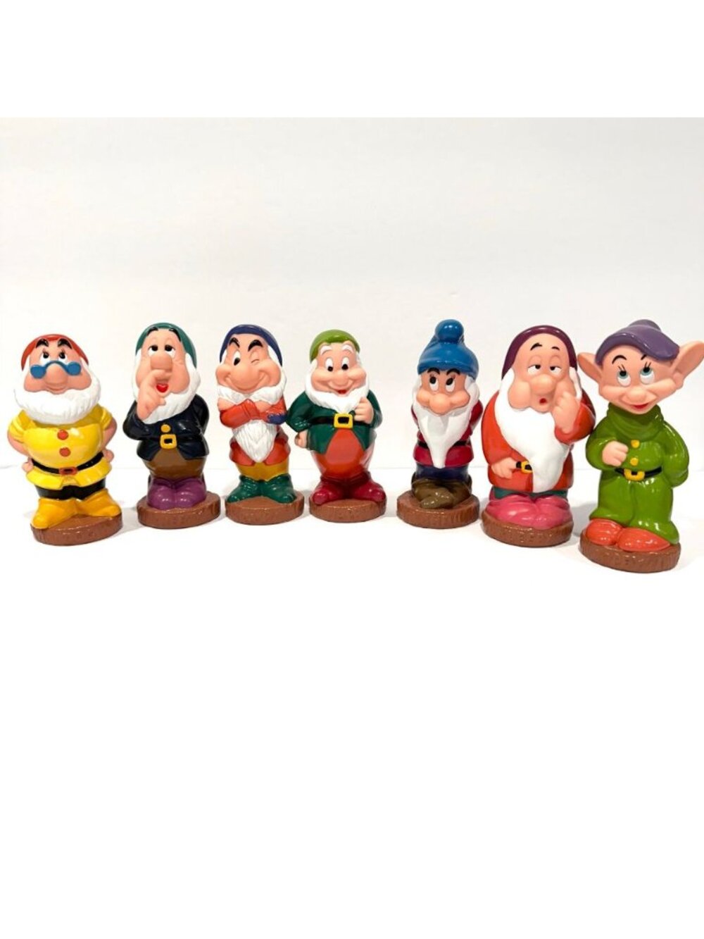 Vintage Disney World 1980s Snow White Seven Dwarfs PVC Plastic Figure Set w Case